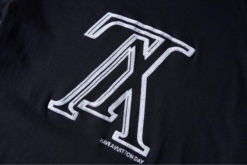 LV 特別款刺繡logo T恤 夏款上新-2