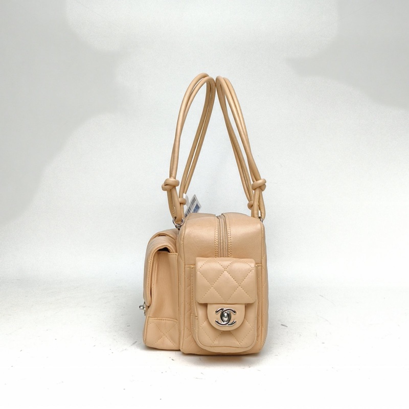 CHANEL 奶茶色牛皮10開銀扣中古康鵬機車包小號-1