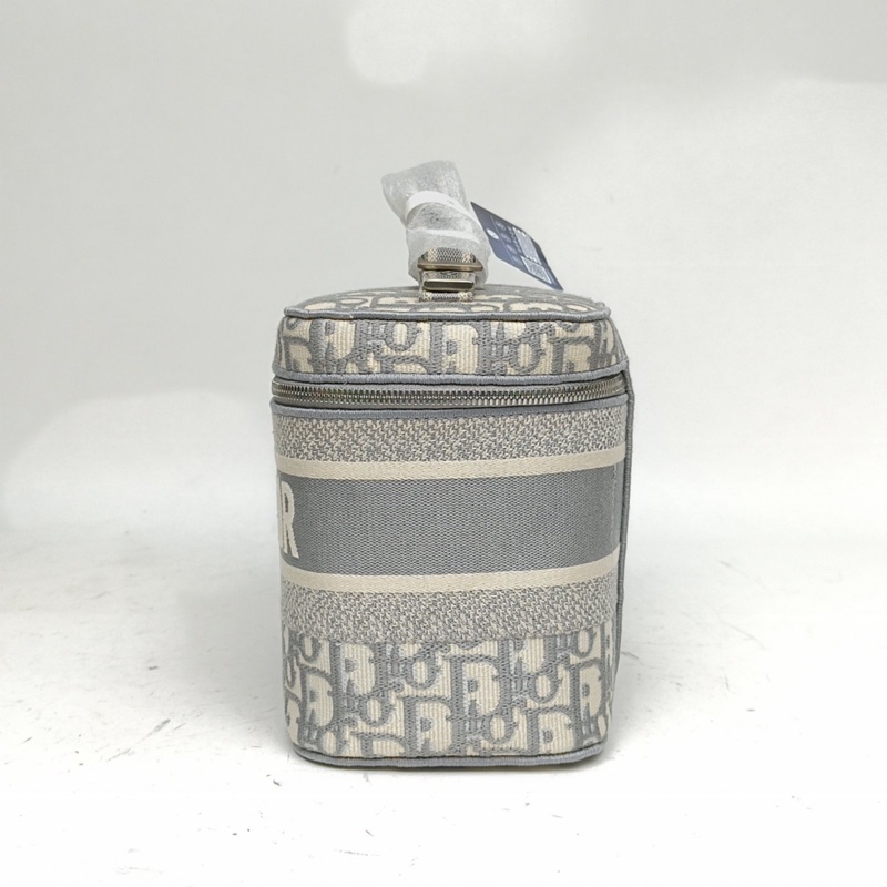 DIOR 灰色帆布銀扣2020DiortravelVanity化妝包大號-1