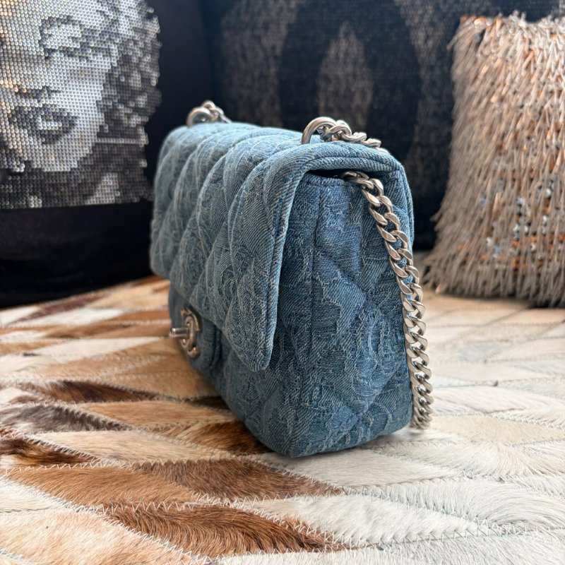 CHANEL 丹寧山茶花COCO鏈包 藍色 晶片款-4