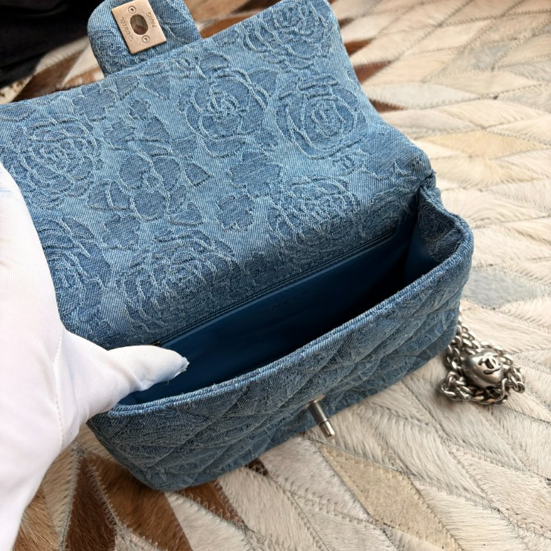 CHANEL 丹寧山茶花COCO鏈包 藍色 晶片款-5