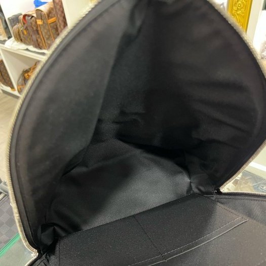 東區正精品㊣LV M14020 Discovery Slim 全新黑花錢口袋拉鍊後背包 RZ6345-12