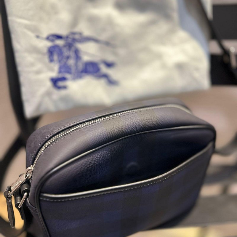 💎Han's house精品服飾💎BURBERRY Paddy 格紋 相機包 原價39900-2