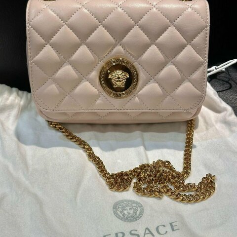 💎Han's house精品服飾💎VERSACE 凡賽斯 女神頭 頂級黑牌 logo 側背包