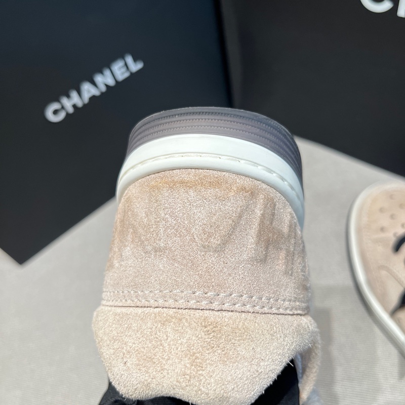 Chanel香奈兒米色麂皮熊貓鞋37.5碼 🈚附件-9