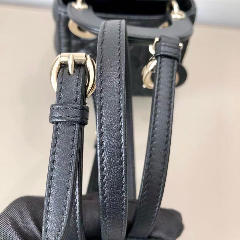 Dior迪奧 Lady Dior超迷你黑金戴妃包-8