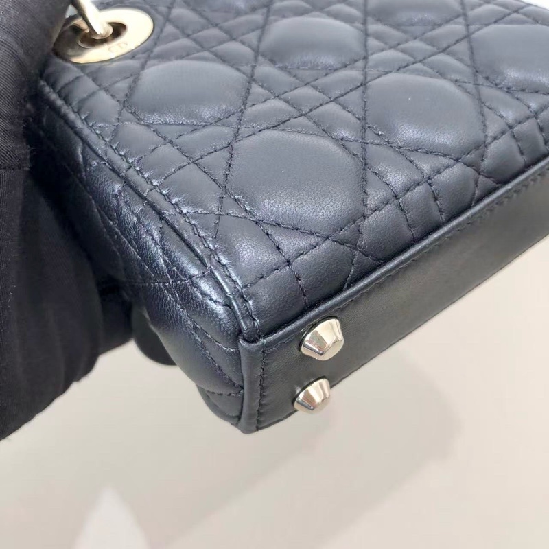 Dior迪奧 Lady Dior超迷你黑金戴妃包-10