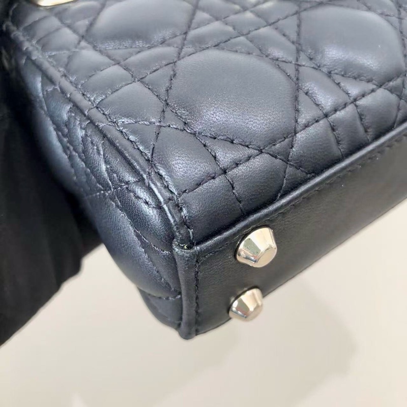 Dior迪奧 Lady Dior超迷你黑金戴妃包-11