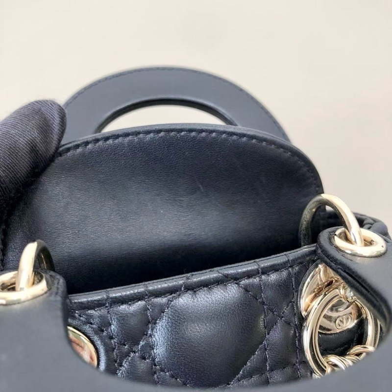 Dior迪奧 Lady Dior超迷你黑金戴妃包-15