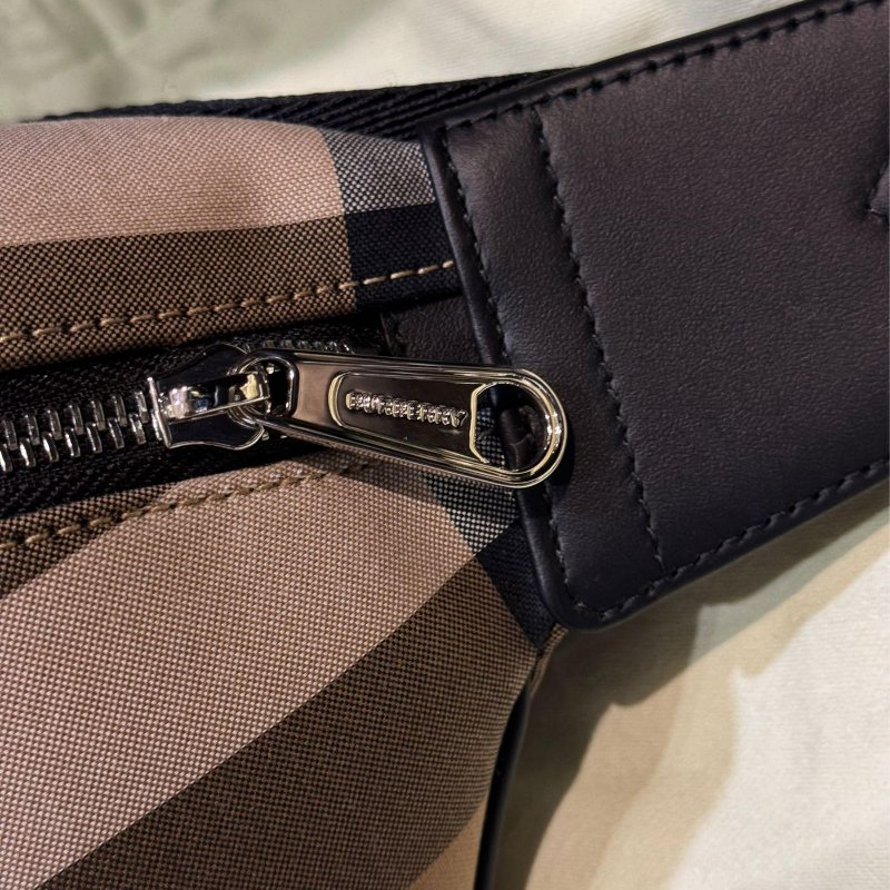 💎Han's house精品服飾💎 burberry 格紋 腰包-6