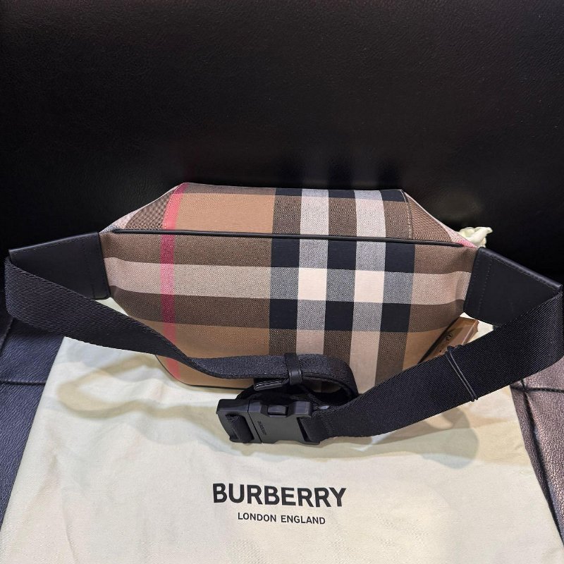 💎Han's house精品服飾💎 burberry 格紋 腰包-8