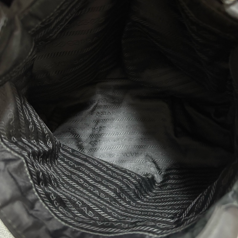 Prada 經典黑色尼龍托特包 Nylon tote bag-29