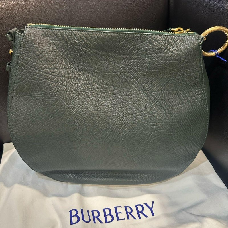 💎Han's house精品服飾💎Burberry 中號 Knight 包 現貨 原價99000-5