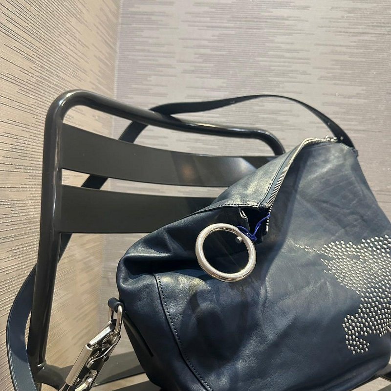 💎Han's house精品服飾💎Burberry 中號 Knight 包 現貨 原價99000-5