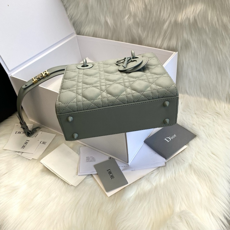 Dior迪奧 經典岩灰色 磨砂戴妃四格 手提單肩斜挎包-5