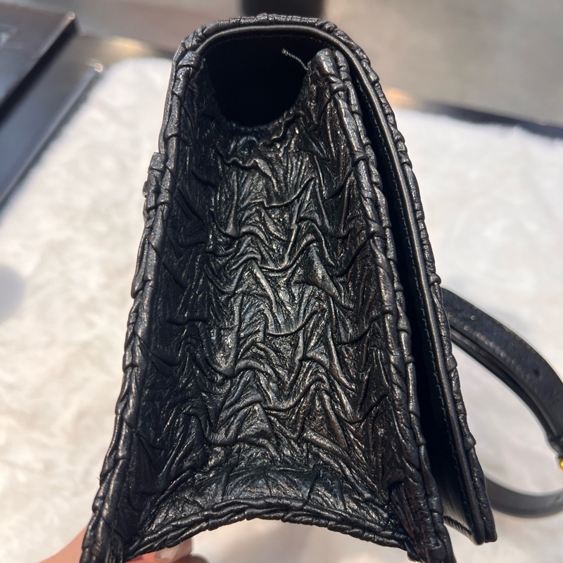 Dior迪奧蒙田褶皺款黑色牛皮-3