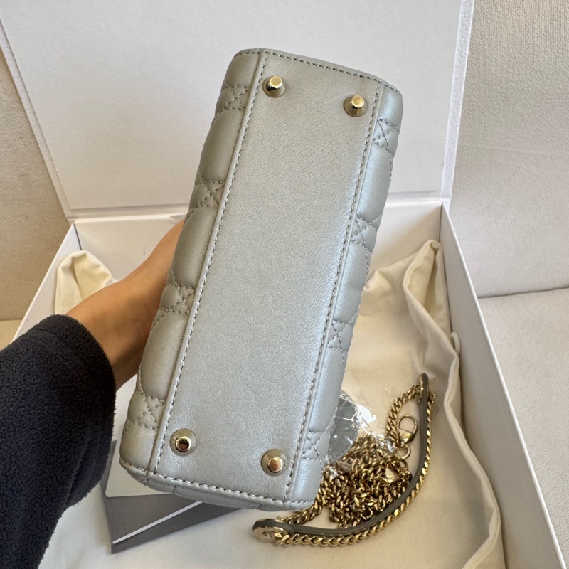 Dior迪奧珠光灰三格戴妃包-4