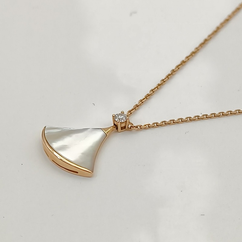 BVLGARI DIVASDREAM白母貝單鑽小扇子項鏈大號18K玫瑰金/鑽石/白貝母-1