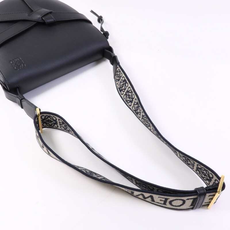 LOEWE 牛皮皮革Small Gate Bag金扣肩背袋-8