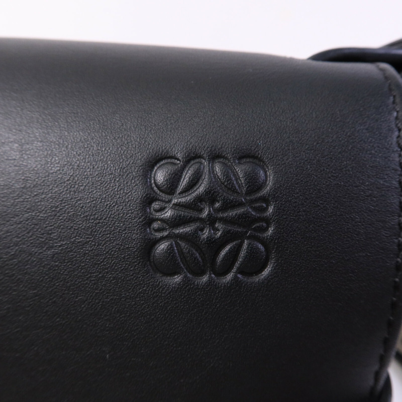 LOEWE 牛皮皮革Small Gate Bag金扣肩背袋-14