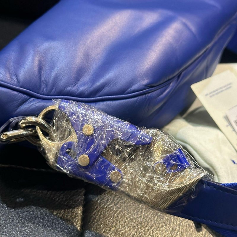 💎Han's house精品服飾💎Burberry SHIELD 小牛皮 肩背包 腰包原價69000-3