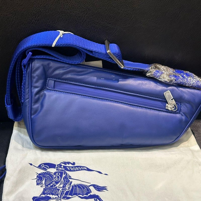 💎Han's house精品服飾💎Burberry SHIELD 小牛皮 肩背包 腰包原價69000-6
