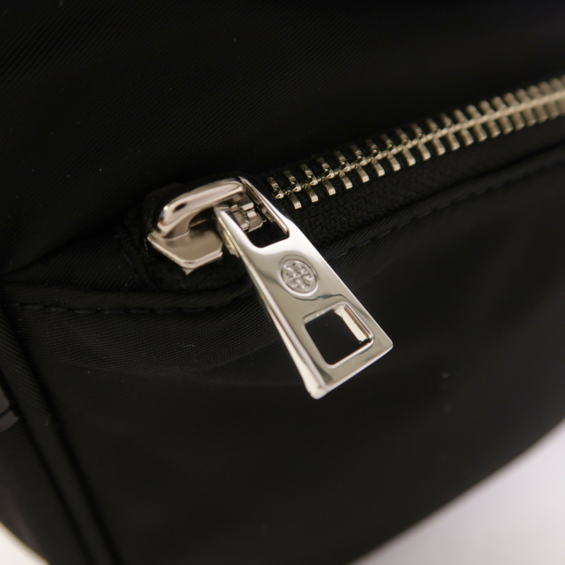 Tory Burch 尼龍Shoulder Bag銀扣肩背袋-16