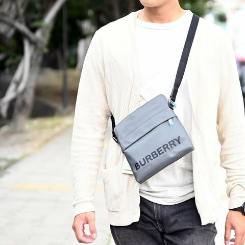 an's house精品服飾💎Burberry LOGO 尼龍 側背包