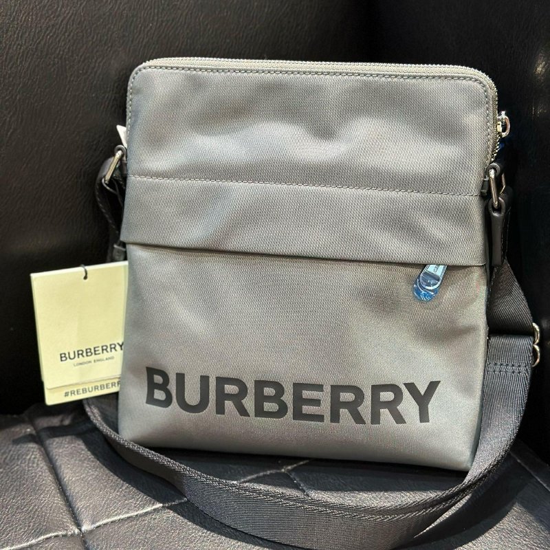 an's house精品服飾💎Burberry LOGO 尼龍 側背包-1
