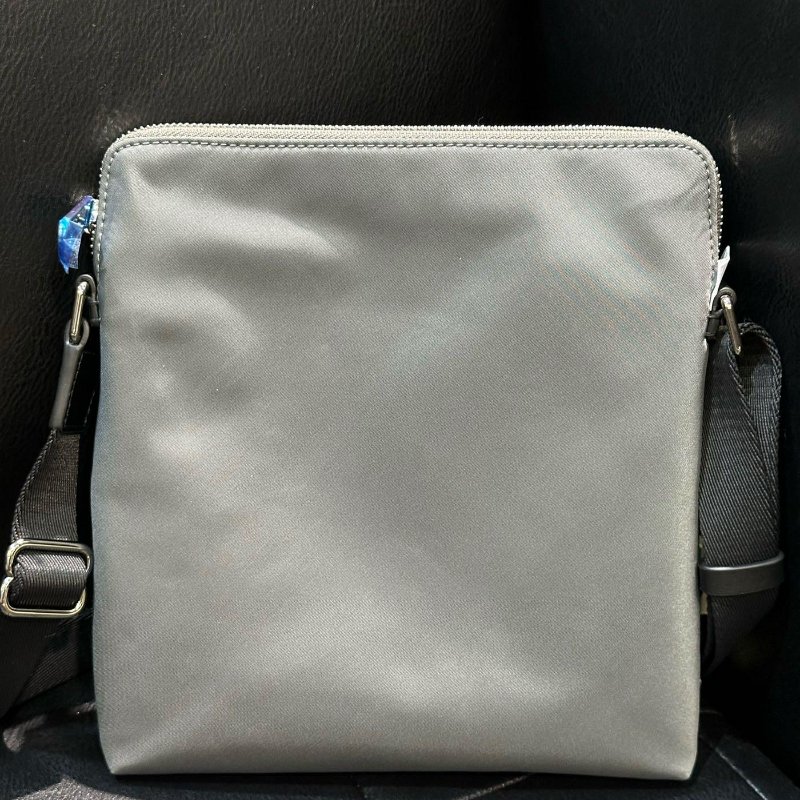 an's house精品服飾💎Burberry LOGO 尼龍 側背包-2