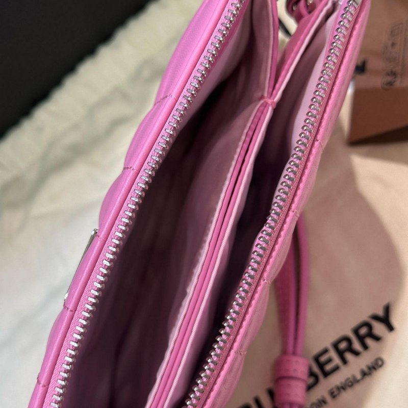 💎Han's house精品服飾💎Burberry Lola TB 小羊皮 荔枝 小牛皮 斜背包 20x14x3cm-5