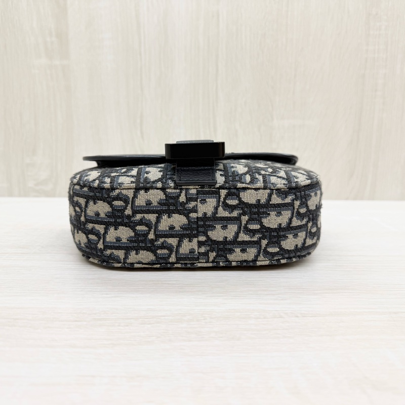 DIOR🩵藍緹花迷你翻蓋郵差包 2ADCA435YKS_H03E-11