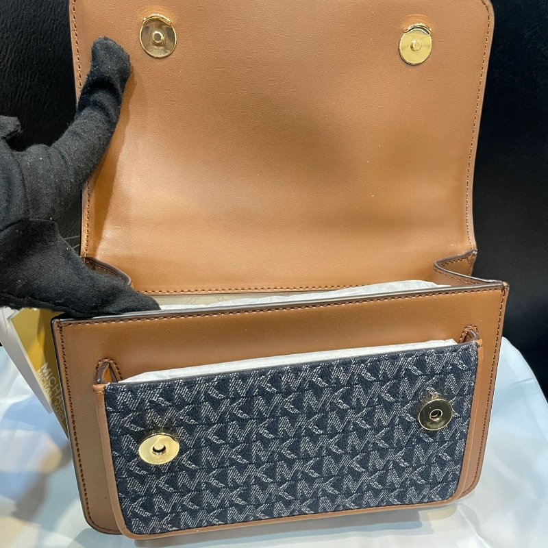 💎Han's house精品服飾💎Michael Kors 包 MK 23X10X15CM-2