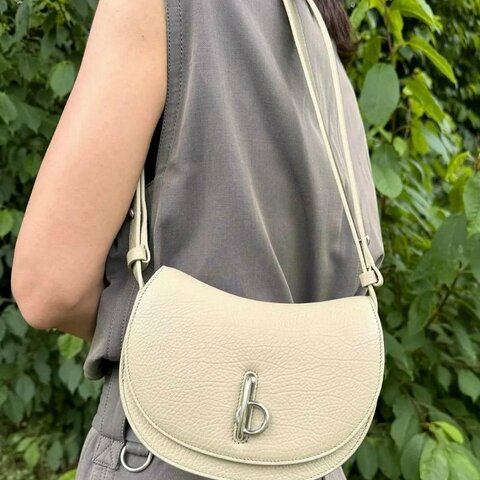 💎Han's house精品服飾💎BURBERRY 迷你 Rocking Horse 肩背包 現貨 原價69000