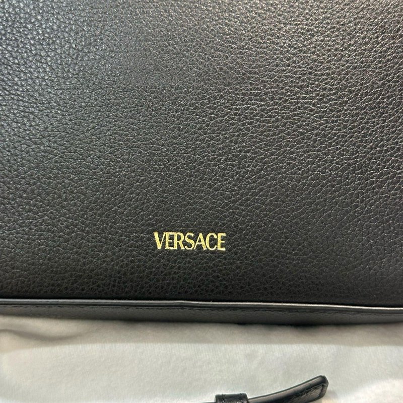 💎Han's house精品服飾💎 VERSACE 凡賽斯 女神頭 頂級黑牌 皮 斜背包-2