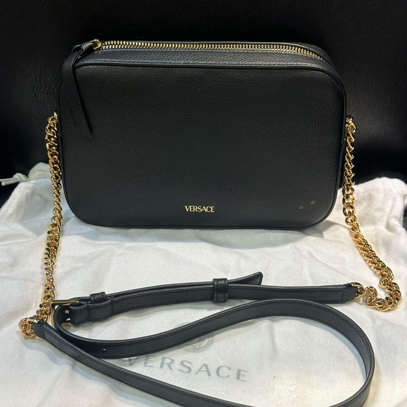 💎Han's house精品服飾💎 VERSACE 凡賽斯 女神頭 頂級黑牌 皮 斜背包-6