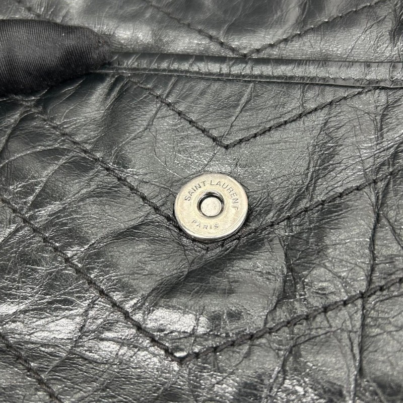 bj yff 專櫃價4.6折！SAINT LAURENT聖羅蘭   D扣 YSL Niki 黑鏈黑標Logo復古皺褶斜挎單肩包-23