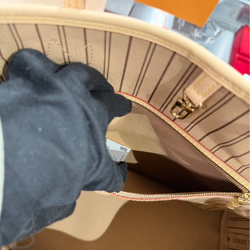 全新🌟 Louis Vuitton LV Neverfull MM 中號 有購證-6