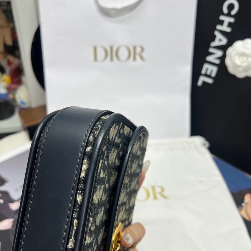 Dior迪奥30蒙田 Avenue 老花斜挎包-8