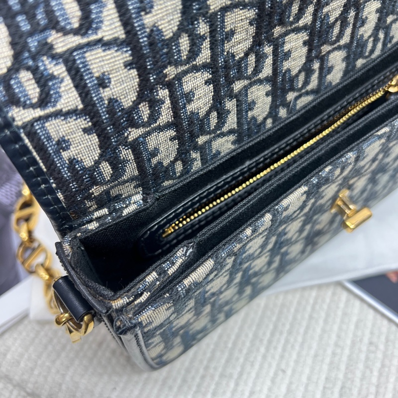 Dior迪奥30蒙田 Avenue 老花斜挎包-12