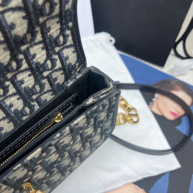 Dior迪奥30蒙田 Avenue 老花斜挎包-13