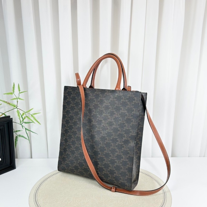 賽琳/Celine  經典Triomphe老花托特包 經典凱旋門印花 搭配棕色皮帶 時尚又耐看 休閒百搭款-3