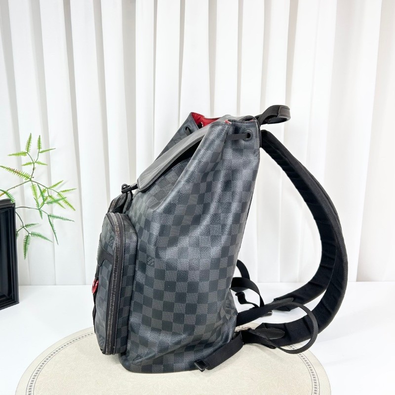 LV/路易威登  utility 經典棋盤格抽繩繫帶設計 內裡容量足 乾淨整潔 出遊出行必備 超實用-3