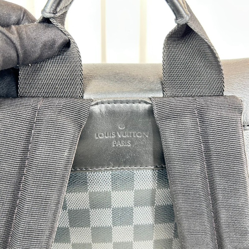 LV/路易威登  utility 經典棋盤格抽繩繫帶設計 內裡容量足 乾淨整潔 出遊出行必備 超實用-17