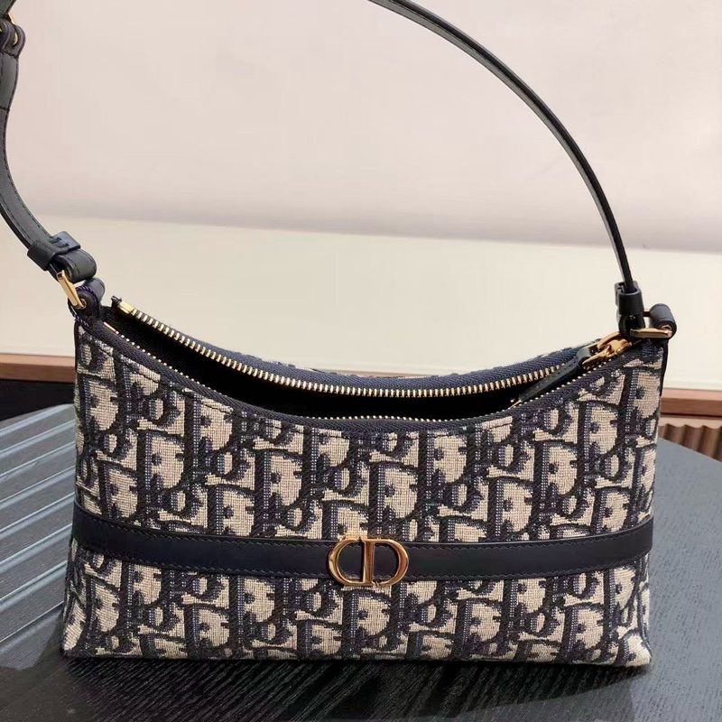 Dior迪奧Miss Caro老花水餃包-1