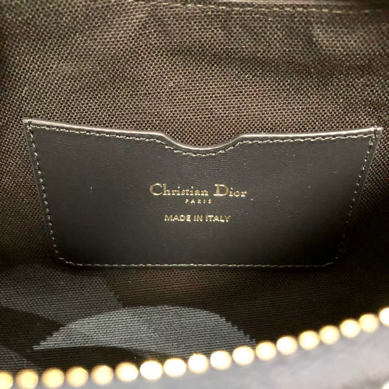 Dior迪奧Miss Caro老花水餃包-14