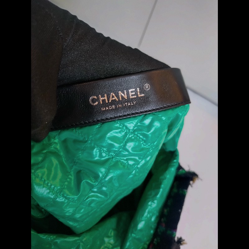 Chanel 黑綠毛呢布機器人水鑽直式托特包-16