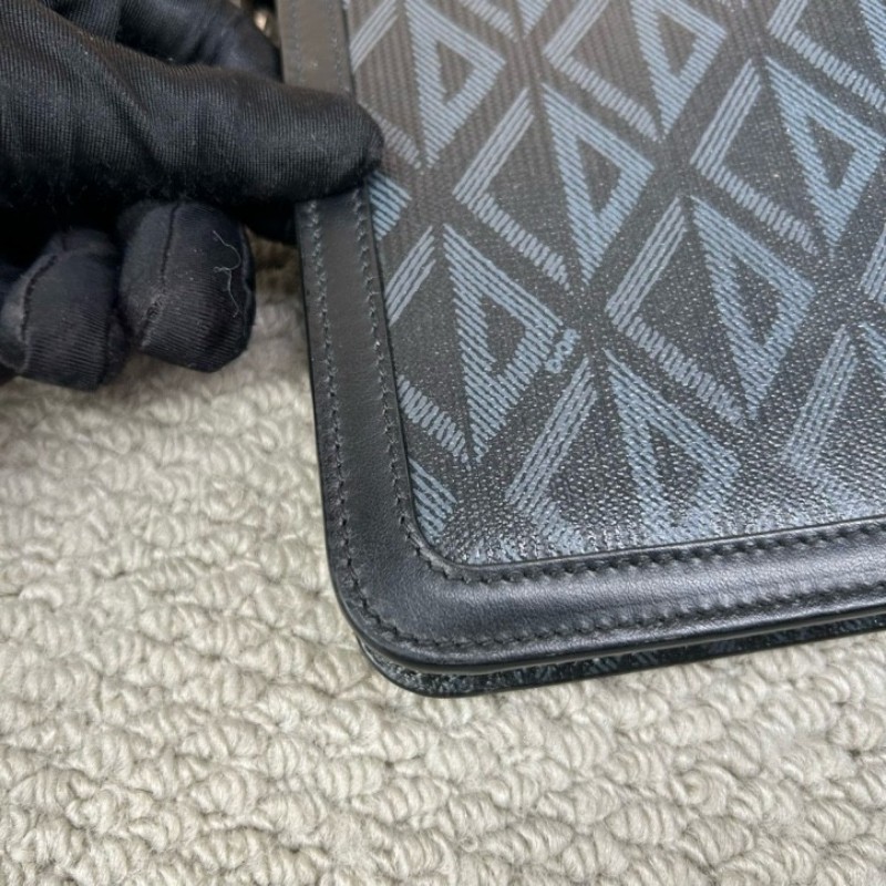 Dior迪奧 Diamond A5鑽石紋手拿包 翻蓋開合 手拎可拆卸 容量實用 日常商務休閒都合適-9