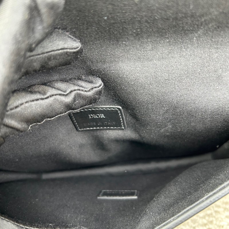 Dior迪奧 Diamond A5鑽石紋手拿包 翻蓋開合 手拎可拆卸 容量實用 日常商務休閒都合適-11