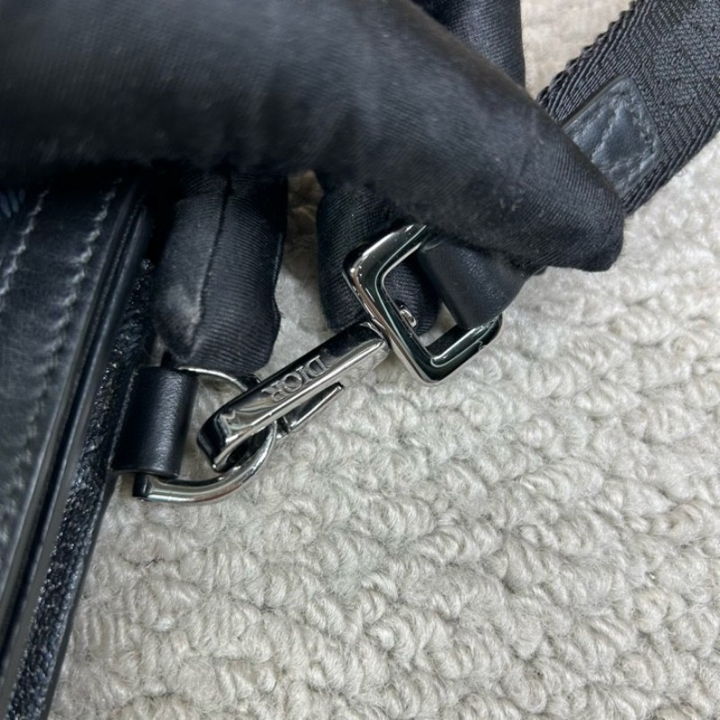 Dior迪奧 Diamond A5鑽石紋手拿包 翻蓋開合 手拎可拆卸 容量實用 日常商務休閒都合適-15